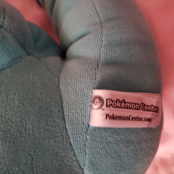 🌺 Pokémon Center 21" Sleeping Vaporean - Picture 5 of 5